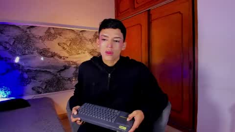 Sam online show from 28, 4, 2026