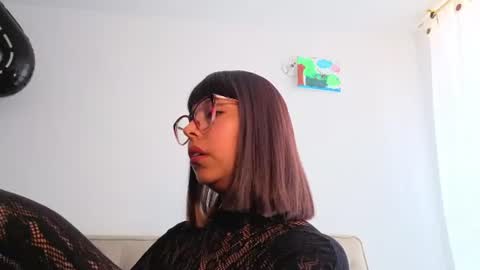 Snapshot of binarynoir chatting on 21, 7, 2026 MIA NINA online show from 21, 7, 2026