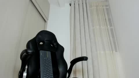Snapshot of biscuit_oliva_ chatting on 31, 5, 2026 Biscuit oliva online show from 31, 5, 2026