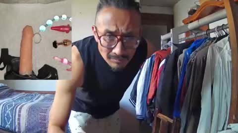 Snapshot of bisexmangenx chatting on 19, 12, 2025 Manu O online show from 19, 12, 2025