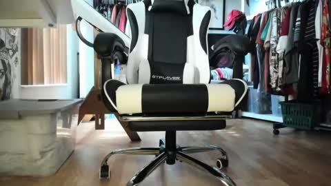 bisexualjay online show from 17, 7, 2026