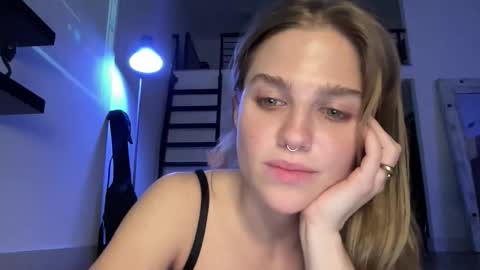 bitemebitcch online show from 15, 2, 2026