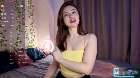 Snapshot of bl4ck_velvet chatting on 4, 12, 2025 Kitty online show from 4, 12, 2025