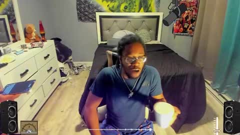 Plant Base Streamers From Pennsylvania online show from 8, 1, 2025