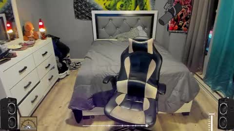 Plant Base Streamers From Pennsylvania online show from 9, 1, 2025