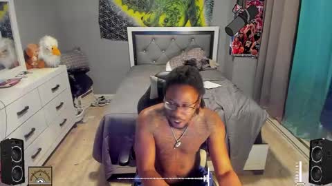 Plant Base Streamers From Pennsylvania online show from 19, 1, 2025