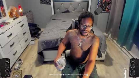 Plant Base Streamers From Pennsylvania online show from 1, 2, 2025