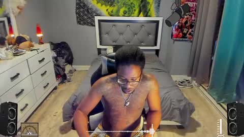 Plant Base Streamers From Pennsylvania online show from 8, 3, 2025