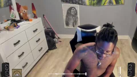 Plant Base Streamers From Pennsylvania online show from 13, 9, 2025