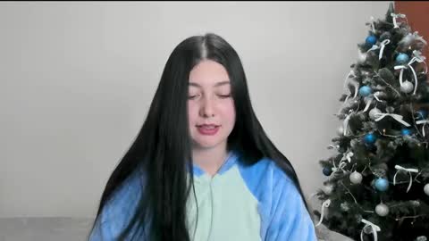 black_berry_bla_ck online show from 13, 12, 2024