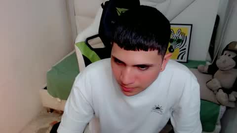 Snapshot of black_diamondd_ chatting on 4, 2, 2026 Black diamondd online show from 4, 2, 2026