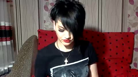 black_hot_01 online show from 10, 12, 2024