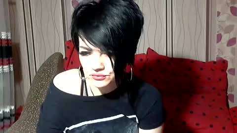 black_hot_01 online show from 29, 1, 2025