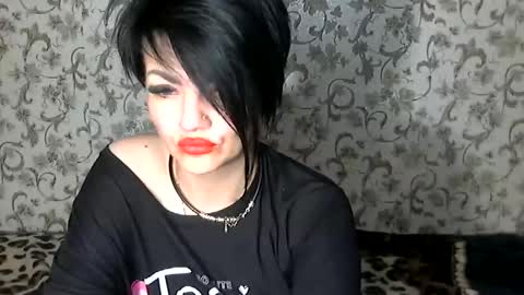 black_hot_01 online show from 15, 9, 2025