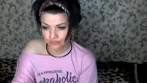 black_hot_01 online show from 27, 9, 2025