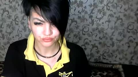 black_hot_01 online show from 16, 11, 2025