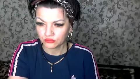 black_hot_01 online show from 2, 12, 2025