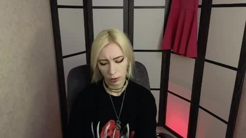 Snapshot of black_orchides chatting on 25, 5, 2026 Emily online show from 25, 5, 2026