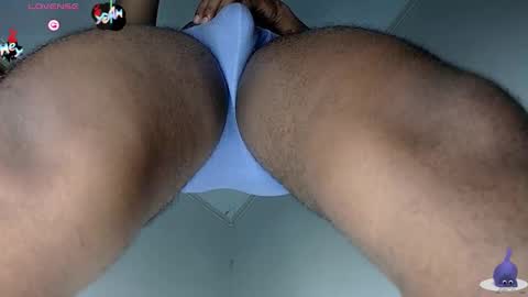 Snapshot of black_penis69 chatting on 4, 12, 2025 black_penis69 online show from 4, 12, 2025