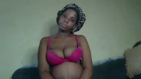 Snapshot of black_queen0111254 chatting on 20, 4, 2026 Blackqueen online show from 20, 4, 2026