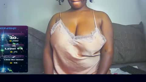 black_sexyfish online show from 2, 1, 2025
