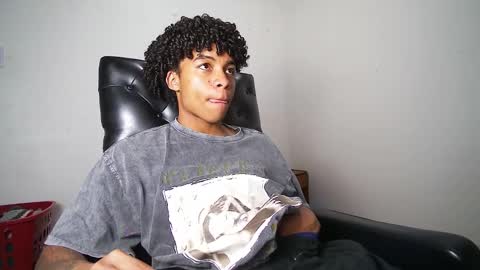 black_tentationx online show from 14, 2, 2025