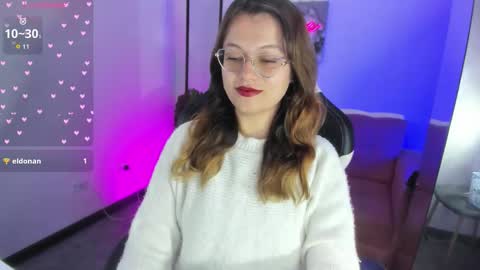 Snapshot of blackberry_s chatting on 22, 11, 2025 Sophie online show from 22, 11, 2025