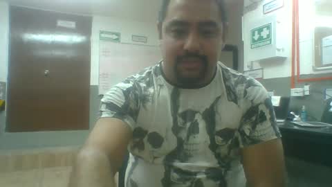 Charro Negro online show from 6, 2, 2025