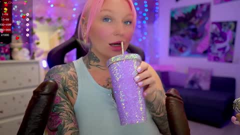 Snapshot of blackedbarbie chatting on 5, 2, 2025 Alice online show from 5, 2, 2025