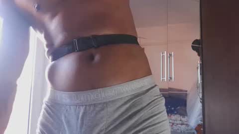 blackkiss_sweet online show from 6, 1, 2026
