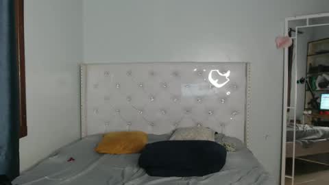 Cleo online show from 1, 10, 2025