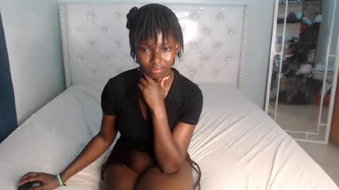 Snapshot of blackmelaninqueen chatting on 13, 7, 2026 Cleo online show from 13, 7, 2026