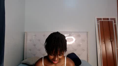 Snapshot of blackmelaninqueen chatting on 19, 7, 2026 Cleo online show from 19, 7, 2026