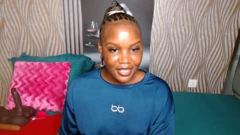 Snapshot of blackmellanin_ chatting on 13, 6, 2026 Smiley sylivia online show from 13, 6, 2026