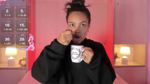 Snapshot of blackywhiite chatting on 14, 10, 2025 GRACE online show from 14, 10, 2025