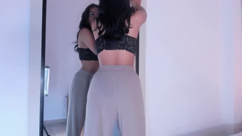 Snapshot of blackywhiite chatting on 14, 11, 2025 GRACE online show from 14, 11, 2025