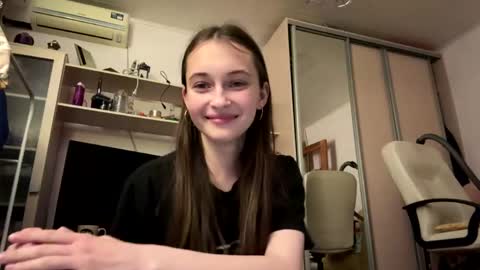 Mia online show from 31, 5, 2026