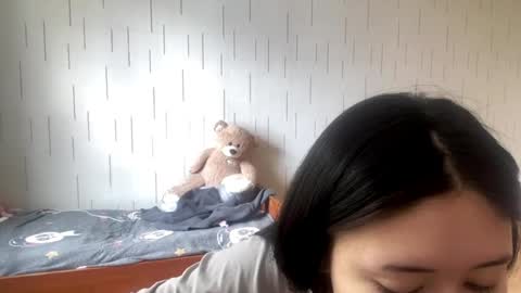 Mila online show from 27, 4, 2026