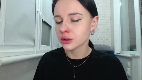 Snapshot of blairyates chatting on 18, 11, 2025 BlairYates online show from 18, 11, 2025