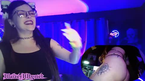 Snapshot of blaizebunny chatting on 27, 2, 2025 BlaizeyBBy online show from 27, 2, 2025