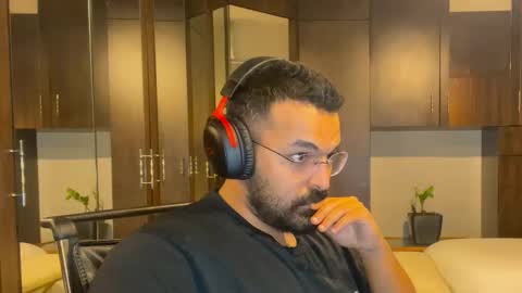 Snapshot of blessedleo72 chatting on 5, 12, 2025 Leo online show from 5, 12, 2025