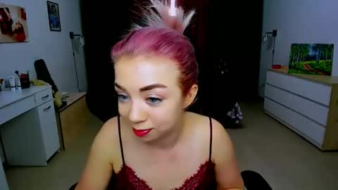 Nicole online show from 20, 12, 2024