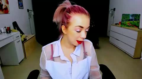 Nicole online show from 22, 12, 2024