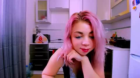 Nicole online show from 25, 1, 2025