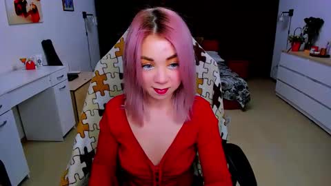 Nicole online show from 30, 1, 2025