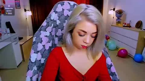 Nicole online show from 13, 2, 2025