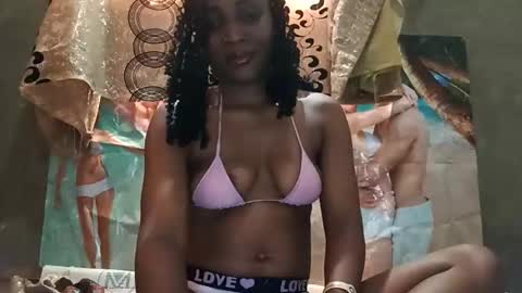 Snapshot of blktulipsxx chatting on 19, 2, 2026 Lola online show from 19, 2, 2026