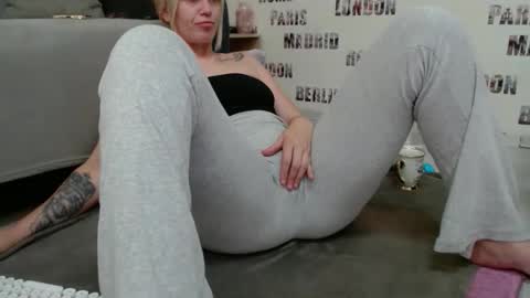 blonddaiana23 online show from 30, 5, 2026