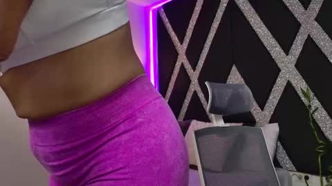 alejandra online show from 11, 3, 2026