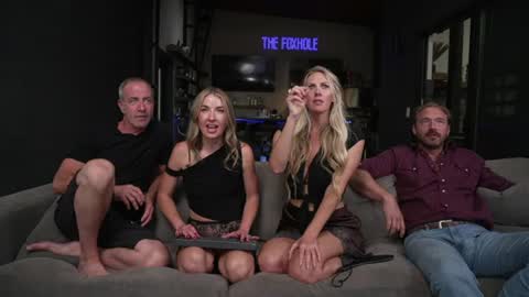 blondefoxsilverfox online show from 27, 6, 2026